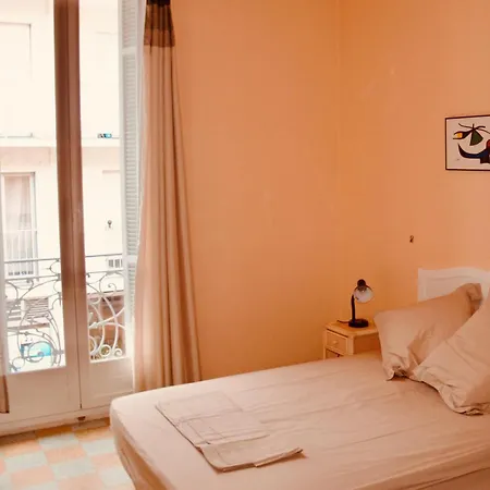 2 Les Clematites Apartment *