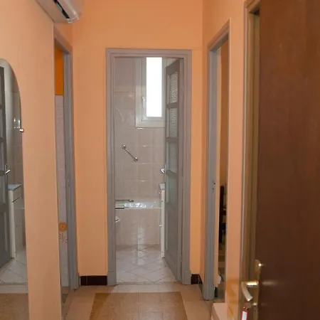 Apartment 2 Les Clematites *