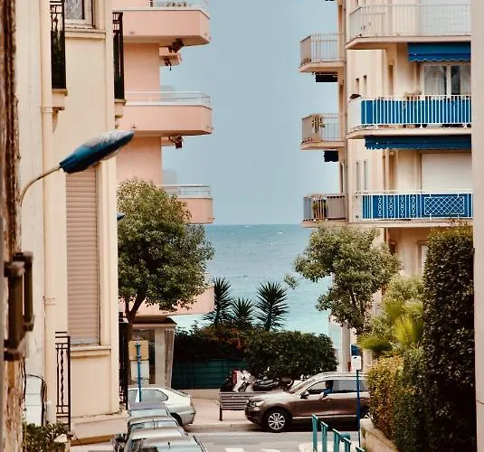 2 Les Clematites דירה מנטון